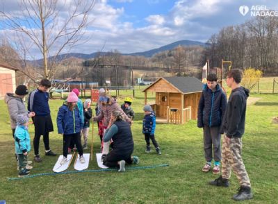 NADACE AGEL uspořádala pro děti z Dětského domova Černá Voda vlastní olympijské hry